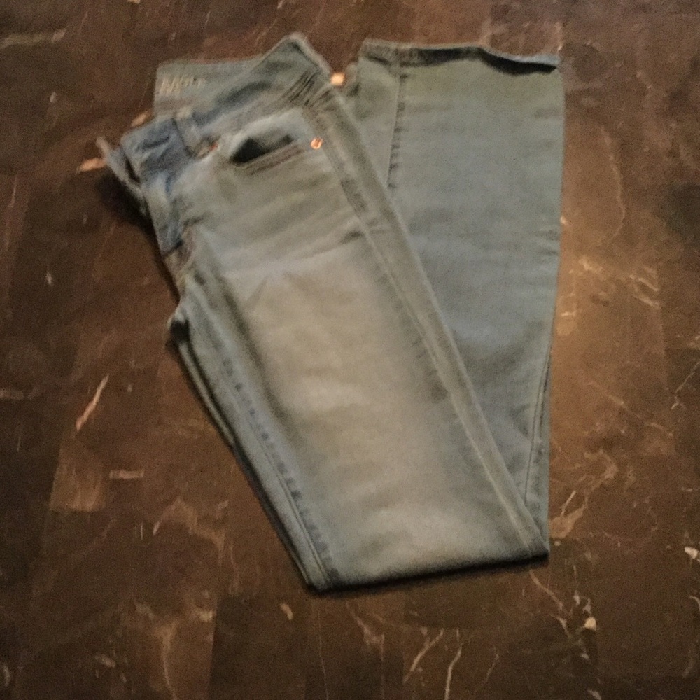 AE kickboot jeans